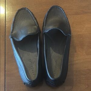 Aerosoles Black Leather Loafers size 7M Never been worn